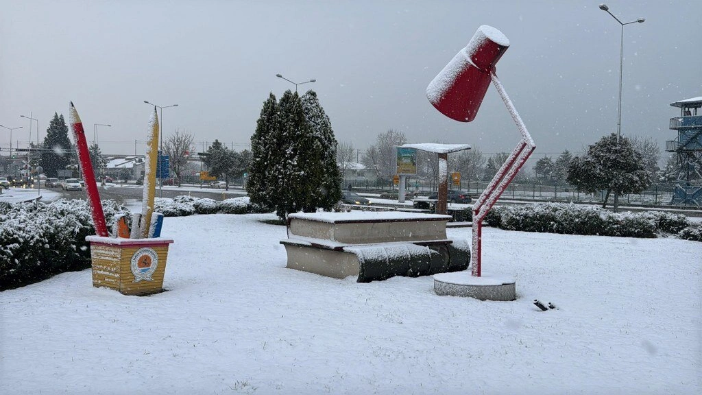 Samsun Kar Altında! İşte Kentten Manzaralar... - Resim 39