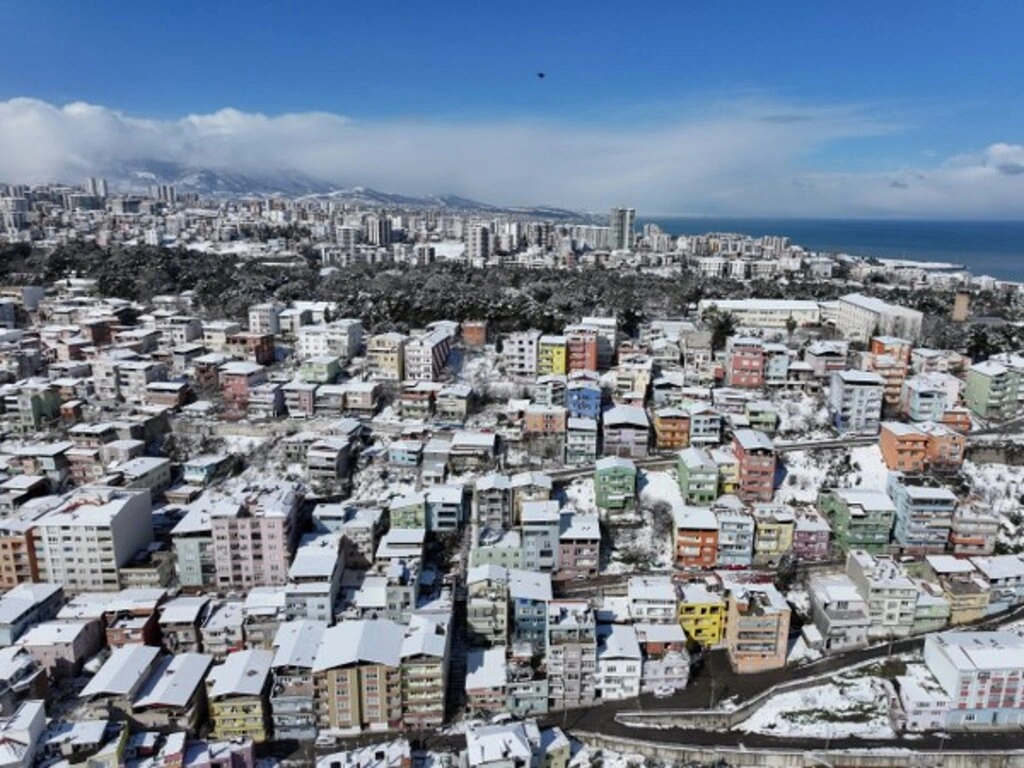 Samsun’da Kar Eğlencesi! Şehirden Renkli Görüntüler... - Resim 47