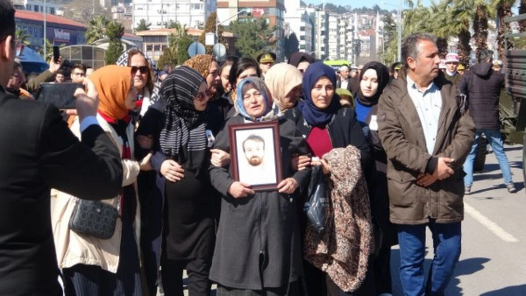 Şehit Doktor Koray Arslan, Samsun’da Son Yolculuğuna Uğurlandı - Resim 8