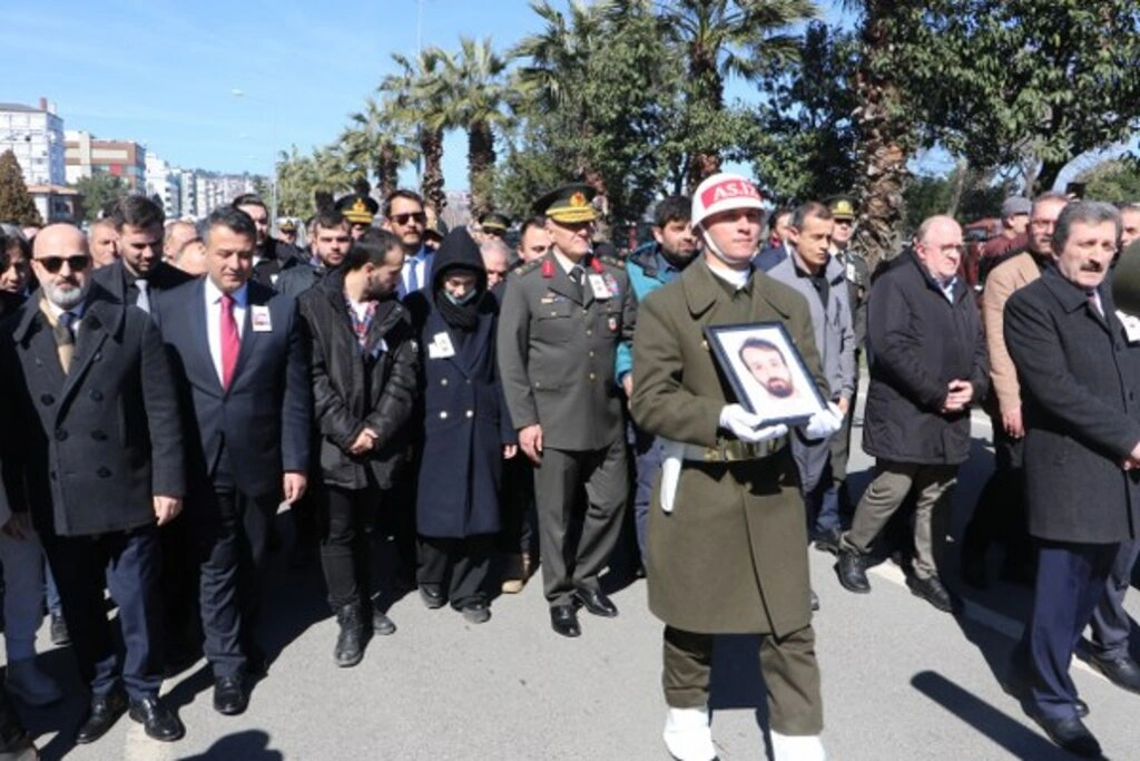 Şehit Doktor Koray Arslan, Samsun’da Son Yolculuğuna Uğurlandı - Resim 14