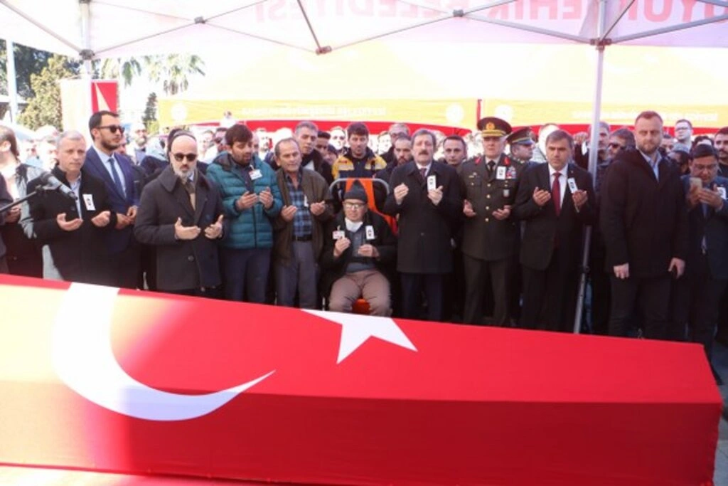 Şehit Doktor Koray Arslan, Samsun’da Son Yolculuğuna Uğurlandı - Resim 16