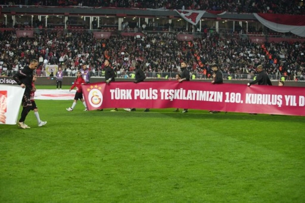 Samsunspor: 0 - Galatasaray: 2 (Foto Galeri) - Resim 3
