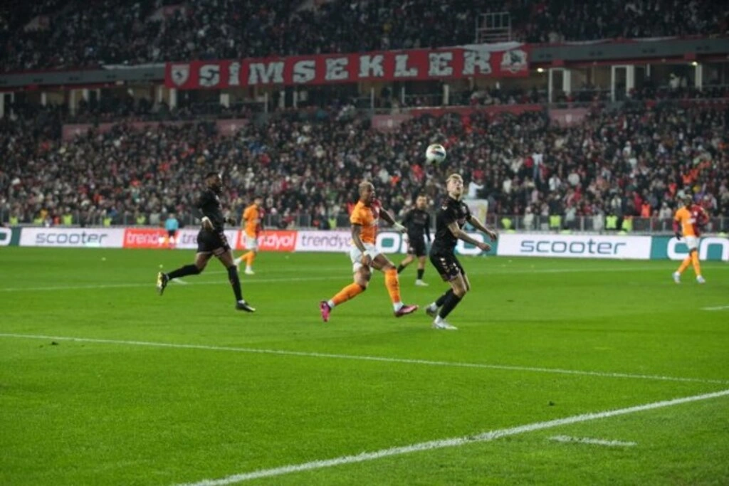 Samsunspor: 0 - Galatasaray: 2 (Foto Galeri) - Resim 9