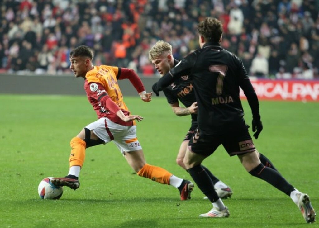 Samsunspor: 0 - Galatasaray: 2 (Foto Galeri) - Resim 25