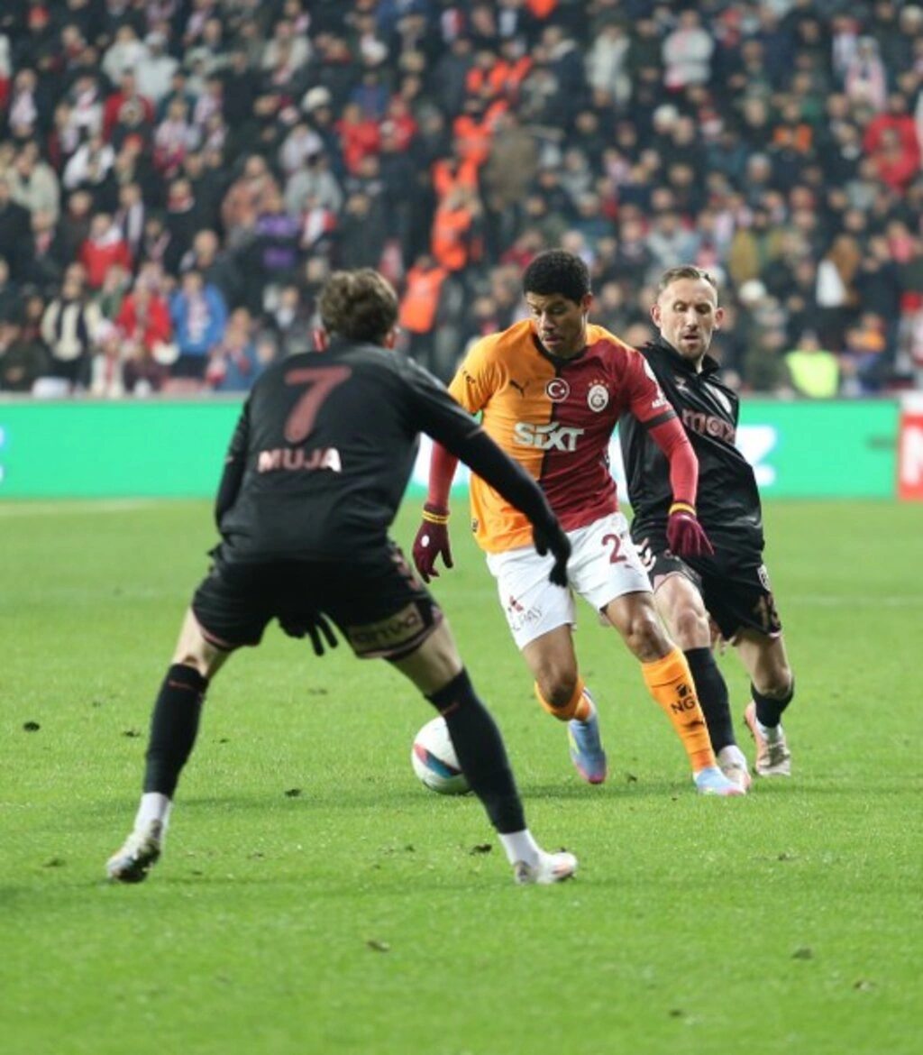 Samsunspor: 0 - Galatasaray: 2 (Foto Galeri) - Resim 30