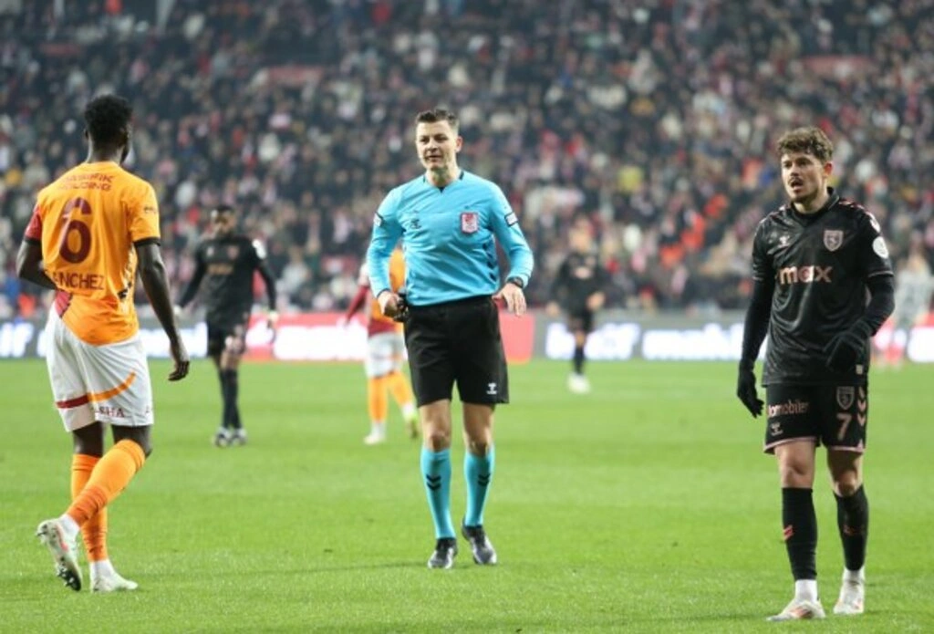 Samsunspor: 0 - Galatasaray: 2 (Foto Galeri) - Resim 32