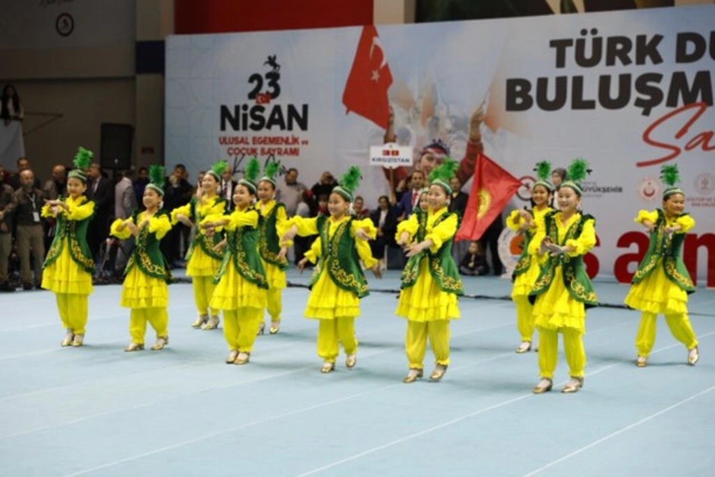 Samsun'da 23 Nisan Coşkuyla Kutlandı! İşte Kutlamalardan Kareler... - Resim 6