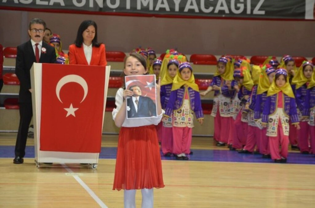 Samsun'da 23 Nisan Coşkuyla Kutlandı! İşte Kutlamalardan Kareler... - Resim 16