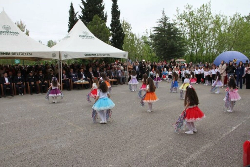 Samsun'da 23 Nisan Coşkuyla Kutlandı! İşte Kutlamalardan Kareler... - Resim 39