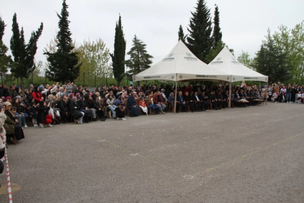 Samsun'da 23 Nisan Coşkuyla Kutlandı! İşte Kutlamalardan Kareler... - Resim 40