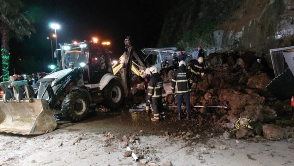 Samsun'daki Heyelan Faciasından Görüntüler - Resim 6