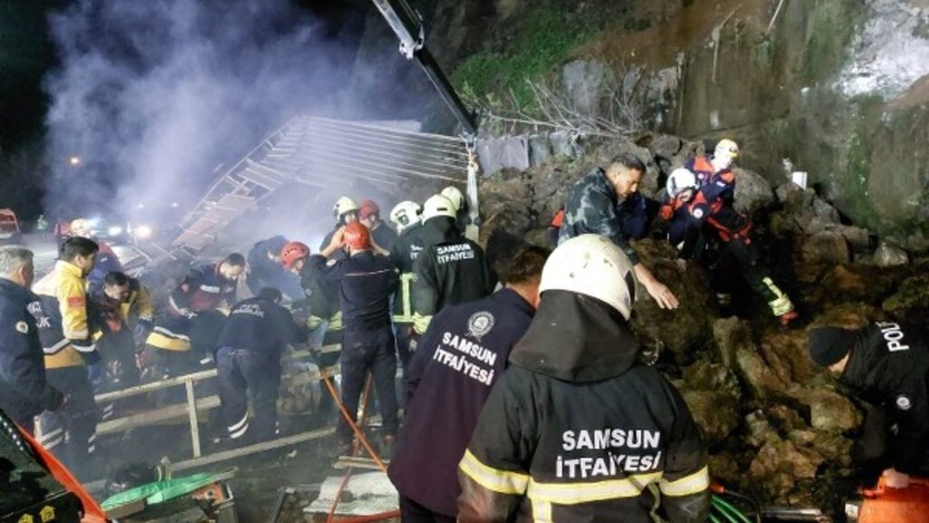 Samsun'daki Heyelan Faciasından Görüntüler - Resim 17