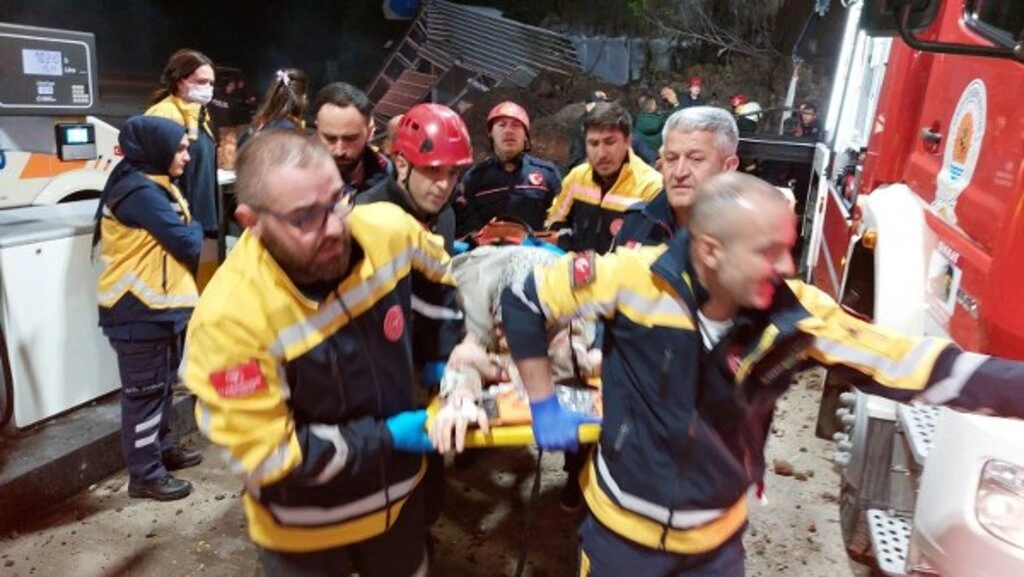 Samsun'daki Heyelan Faciasından Görüntüler - Resim 45