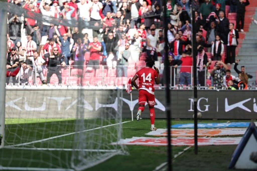 Samsunspor: 3 - Eyüpspor: 0 (Foto Galeri) - Resim 49