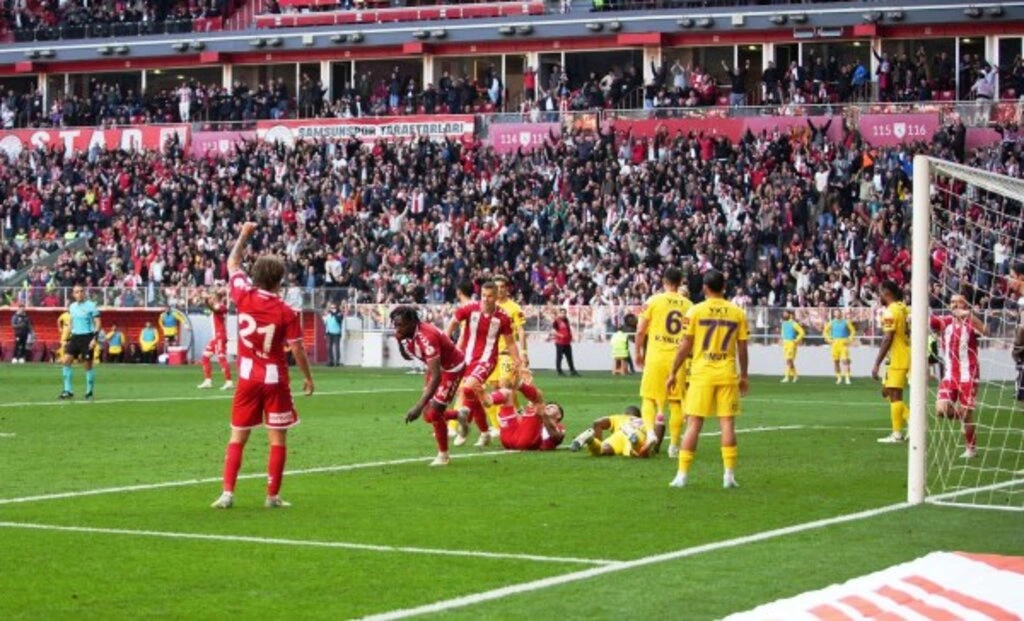 Samsunspor: 3 - Eyüpspor: 0 (Foto Galeri) - Resim 77
