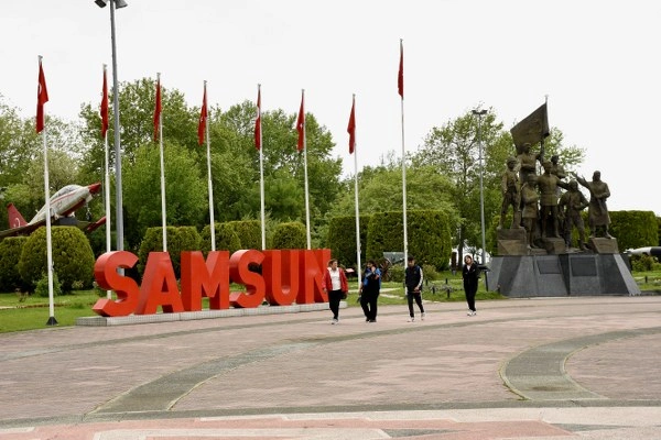19 Mayıs'ın 106. yılı: Kurtuluş Meşalesi Samsun'da Yandı - Resim 3