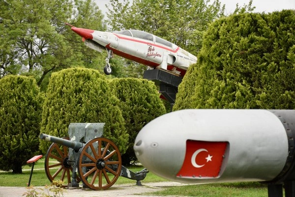 19 Mayıs'ın 106. yılı: Kurtuluş Meşalesi Samsun'da Yandı - Resim 17