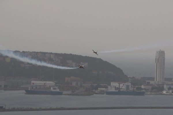 Türk Yıldızları ve SOLOTÜRK Samsun Semalarında - Resim 9