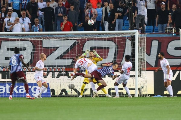 Trabzonspor: 2 - Samsunspor: 2 (Foto Galeri) - Resim 40