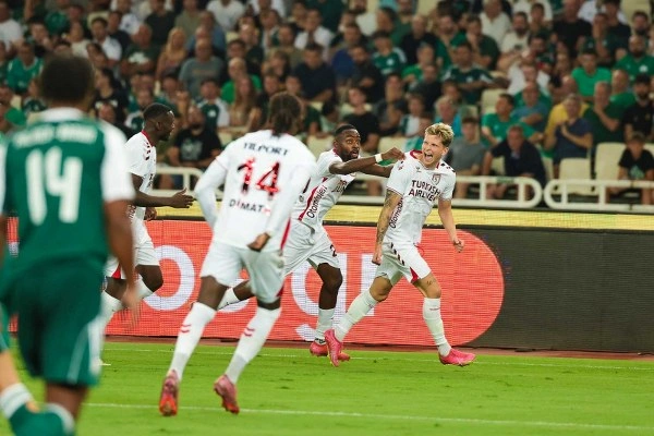 Panathinaikos FC: 2 - Samsunspor: 1 (Foto Galeri) - Resim 13