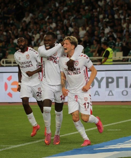 Panathinaikos FC: 2 - Samsunspor: 1 (Foto Galeri) - Resim 16