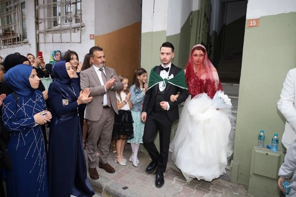 Sümeyye ve Mücahit  Mutluluğa Yelken Açtı - Resim 3