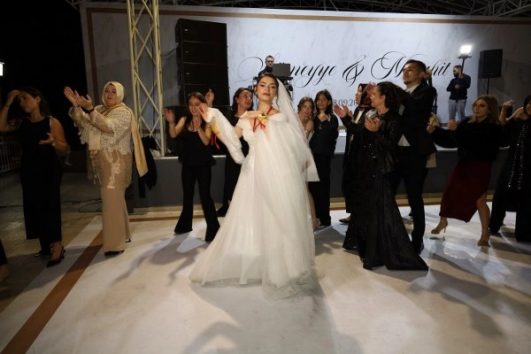 Sümeyye ve Mücahit  Mutluluğa Yelken Açtı - Resim 56