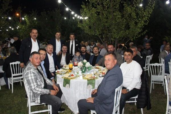  Sümeyye & Mücahit'e Dillere Destan Köy Düğünü - Resim 4