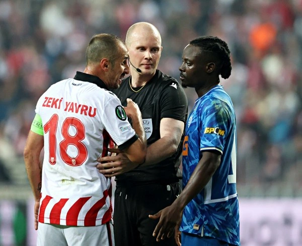 Samsunspor: 3 - Dinamo Kiev: 0 (Foto Galeri) - Resim 15