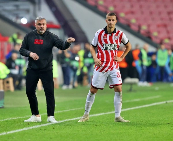 Samsunspor: 3 - Dinamo Kiev: 0 (Foto Galeri) - Resim 16
