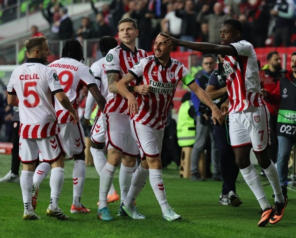 Samsunspor: 3 - Dinamo Kiev: 0 (Foto Galeri) - Resim 44