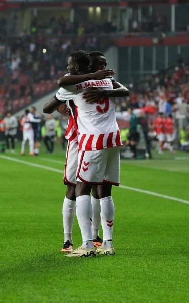Samsunspor: 3 - Dinamo Kiev: 0 (Foto Galeri) - Resim 47
