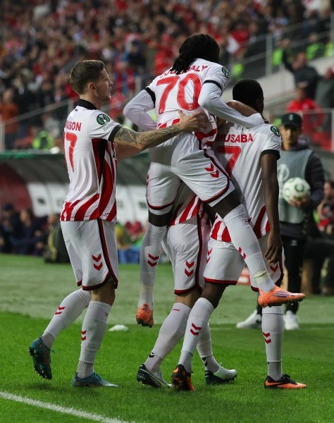 Samsunspor: 3 - Dinamo Kiev: 0 (Foto Galeri) - Resim 48