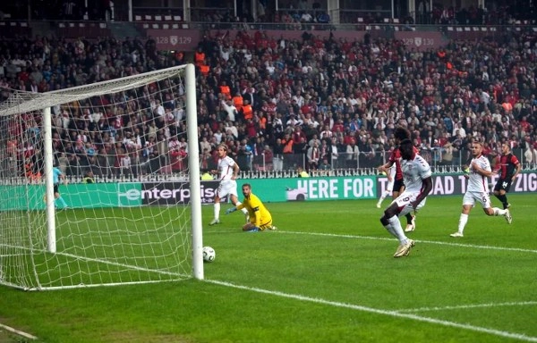 Samsunspor: 3 - Hamrun Spartans: 0 (Foto Galeri) - Resim 11