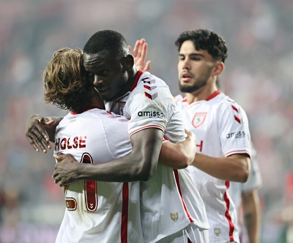 Samsunspor: 3 - Hamrun Spartans: 0 (Foto Galeri) - Resim 13
