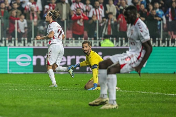 Samsunspor: 3 - Hamrun Spartans: 0 (Foto Galeri) - Resim 16