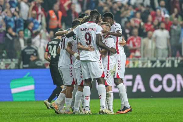 Samsunspor: 3 - Hamrun Spartans: 0 (Foto Galeri) - Resim 22