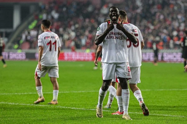 Samsunspor: 3 - Hamrun Spartans: 0 (Foto Galeri) - Resim 48