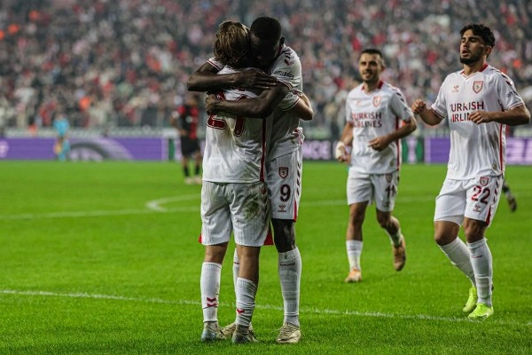 Samsunspor: 3 - Hamrun Spartans: 0 (Foto Galeri) - Resim 50
