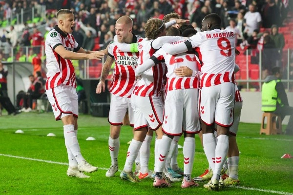 Samsunspor: 1 - AEK Atina: 2 (Foto Galeri) - Resim 46