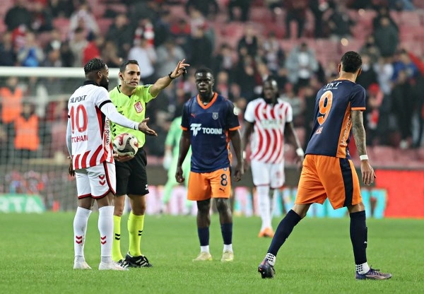 Samsunspor: 0 - Başakşehir: 2 (Foto Galeri) - Resim 8