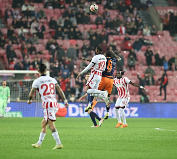 Samsunspor: 0 - Başakşehir: 2 (Foto Galeri) - Resim 43