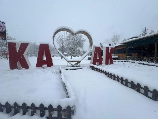 Samsun’da Kar Güzelliği: 2026’nın İlk Gününden Kartpostallık Kareler! - Resim 8