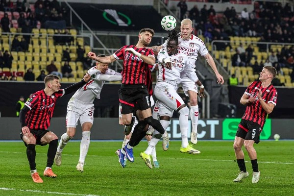 KF Shkendija: 0 - Samsunspor: 1 (Foto Galeri) - Resim 19