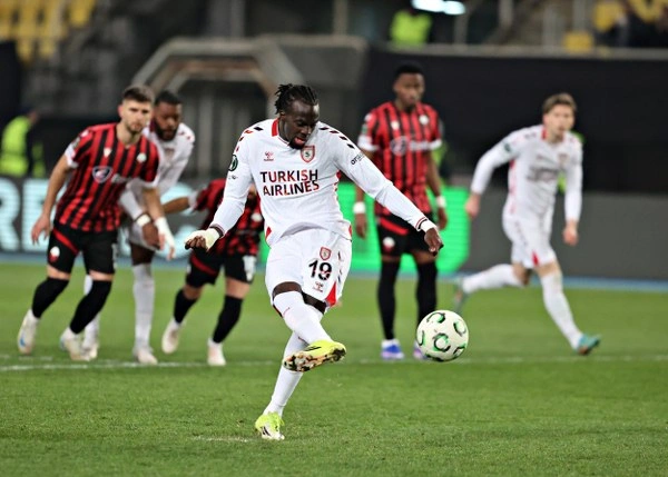 KF Shkendija: 0 - Samsunspor: 1 (Foto Galeri) - Resim 42