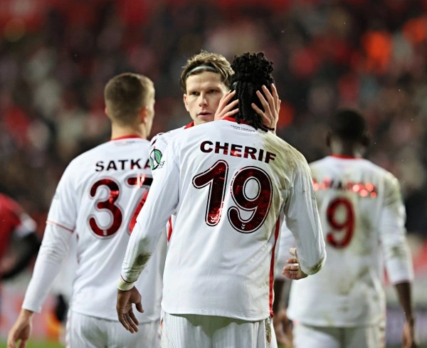Samsunspor: 4 - KF Shkendija: 0 (Foto Galeri) - Resim 8