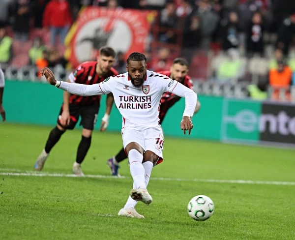 Samsunspor: 4 - KF Shkendija: 0 (Foto Galeri) - Resim 13