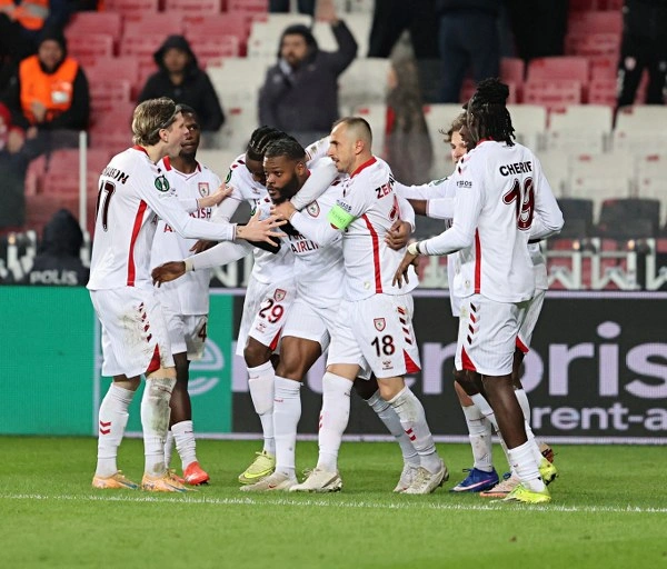 Samsunspor: 4 - KF Shkendija: 0 (Foto Galeri) - Resim 15