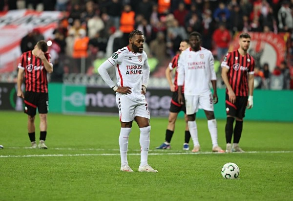 Samsunspor: 4 - KF Shkendija: 0 (Foto Galeri) - Resim 23