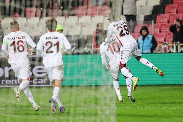Samsunspor: 4 - KF Shkendija: 0 (Foto Galeri) - Resim 35